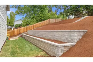 934 NW Baker Crest Ct, McMinnville, OR 97128 - Photo 46