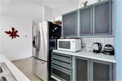 700 N Mill St #69, Creswell, OR 97426 - Photo 14