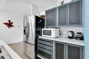 700 N Mill St, Creswell, OR 97426 - Photo 14