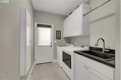 2060 Lakeland Way, Eugene, OR 97408 - Photo 28