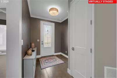 2060 Lakeland Way, Eugene, OR 97408 - Photo 2