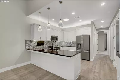 2060 Lakeland Way, Eugene, OR 97408 - Photo 12