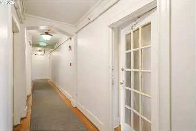 1811 NW Couch St #407, Portland, OR 97209 - Photo 18