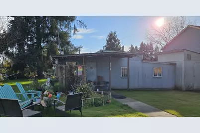 145 W 8th St, Lafayette, OR 97127 - Photo 2