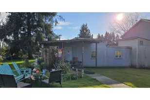 145 W 8th St, Lafayette, OR 97127 - Photo 2