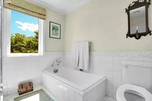 305 S Montgomery St, Portland, OR 97201 - Photo 24