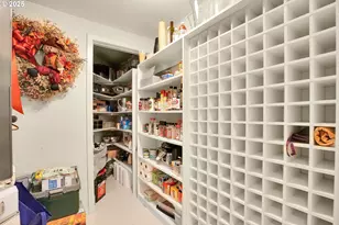 305 S Montgomery St, Portland, OR 97201 - Photo 18