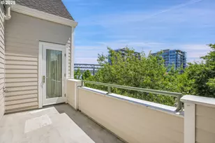 305 S Montgomery St, Portland, OR 97201 - Photo 22