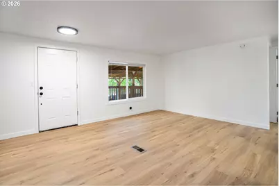 157 Rogers Rd, Silver Lake, WA 98645 - Photo 8