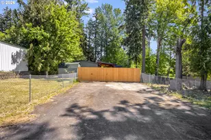 157 Rogers Rd, Silver Lake, WA 98645 - Photo 2