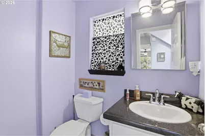 821 NE Eaglenest Ct, Hillsboro, OR 97124 - Photo 18