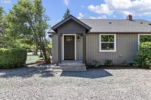 1938 7th St, Springfield, OR 97477 - Photo 2