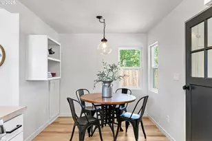 1938 7th St, Springfield, OR 97477 - Photo 18