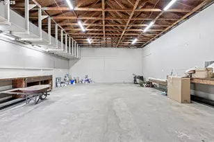 1938 7th St, Springfield, OR 97477 - Photo 40