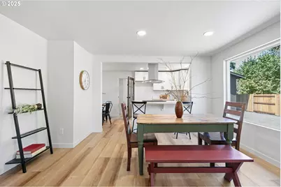 1938 7th St, Springfield, OR 97477 - Photo 10