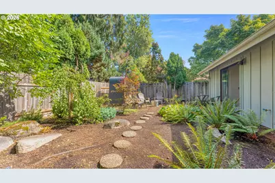 1245 Inglewood Ave, Eugene, OR 97401 - Photo 44