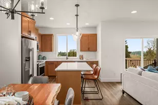 19836 SW Lou Ln, Beaverton, OR 97007 - Photo 16