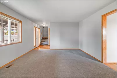 125 SW Spruce St, Dundee, OR 97115 - Photo 6
