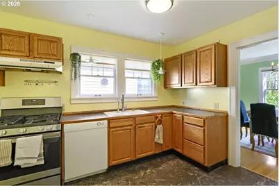 2833 NE 8th Ave, Portland, OR 97212 - Photo 14