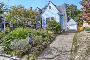 2833 NE 8th Ave, Portland, OR 97212 - Photo 2