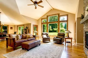 31860 SW Peach Cove Rd, West Linn, OR 97068 - Photo 34