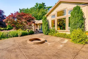 31860 SW Peach Cove Rd, West Linn, OR 97068 - Photo 10