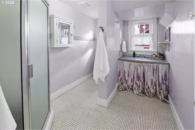 1014 8th St, Astoria, OR 97103 - Photo 12