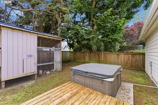 6334 NE Hassalo St NE, Portland, OR 97213 - Photo 24