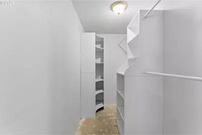 6334 NE Hassalo St NE, Portland, OR 97213 - Photo 10