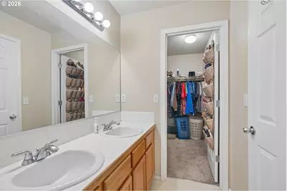 759 SE Camellia Ct, Hillsboro, OR 97123 - Photo 34