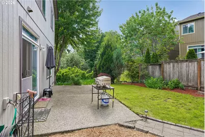 759 SE Camellia Ct, Hillsboro, OR 97123 - Photo 40