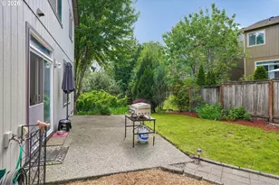 759 SE Camellia Ct, Hillsboro, OR 97123 - Photo 40