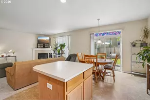 759 SE Camellia Ct, Hillsboro, OR 97123 - Photo 12