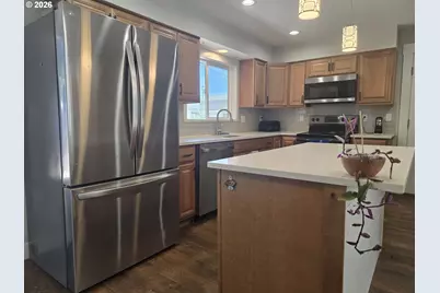 17821 NE Everett Ct, Gresham, OR 97230 - Photo 12