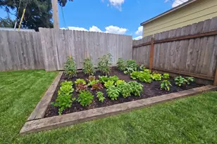 17821 NE Everett Ct, Gresham, OR 97230 - Photo 34