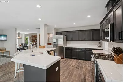 9940 SW Obsidian St, Beaverton, OR 97007 - Photo 8