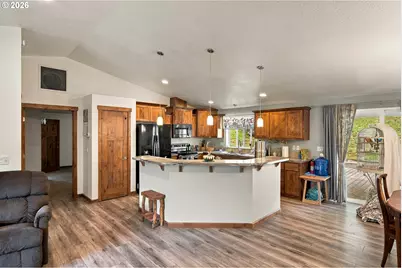 700 Kings Ave, Lakeside, OR 97449 - Photo 12