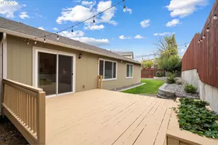 2216 NW Eucalyptus Dr, Hermiston, OR 97838 - Photo 30