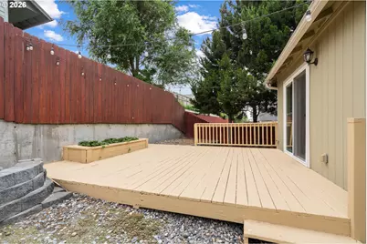 2216 NW Eucalyptus Dr, Hermiston, OR 97838 - Photo 32