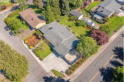 1868 SE Oak St, Hillsboro, OR 97123 - Photo 46