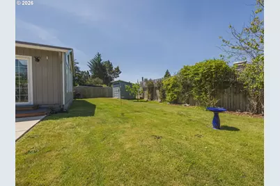 4125 Spruce St, Florence, OR 97439 - Photo 34