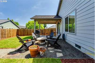 374 Owens Way, Creswell, OR 97426 - Photo 12