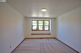 7700 SW Tournament Ct, Wilsonville, OR 97070 - Photo 8