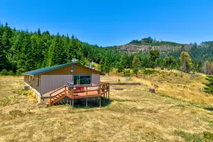 2260 Heydon Rd, Roseburg, OR 97471 - Photo 2