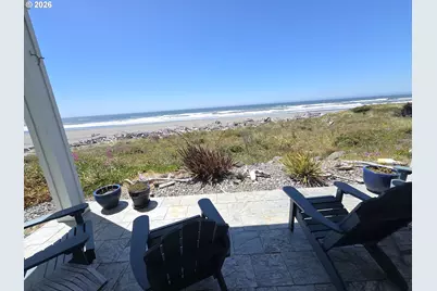 29034 Vizcaino Ct, Gold Beach, OR 97444 - Photo 10