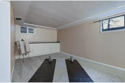 611 E 29th St, Vancouver, WA 98663 - Photo 36