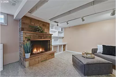 611 E 29th St, Vancouver, WA 98663 - Photo 32