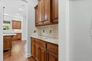 2787 Ridge Ln, West Linn, OR 97068 - Photo 6