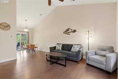 585 S Donna Dr, Newberg, OR 97132 - Photo 6