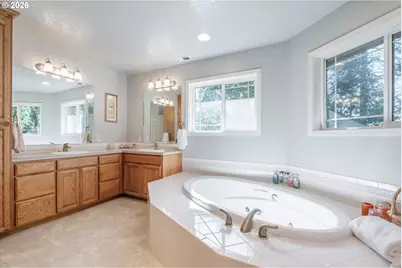 37676 Kathleen Ct, Lebanon, OR 97355 - Photo 26